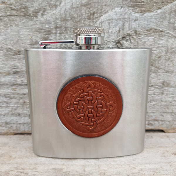 Hip flask with brown celtic knot in leather