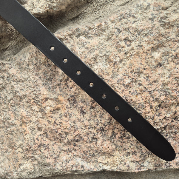 Black Narrow