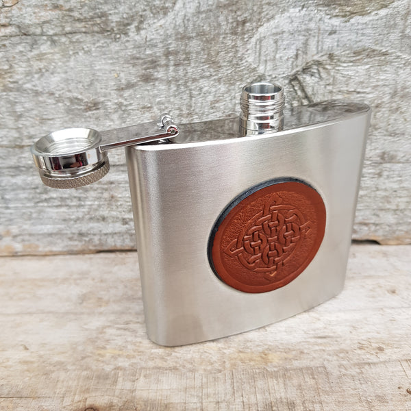 Stainless steel 5oz hipflask with brown celtic knot